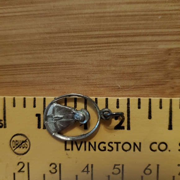 Sterling Silver Mary Jesus Pendant - Picture 3 of 5